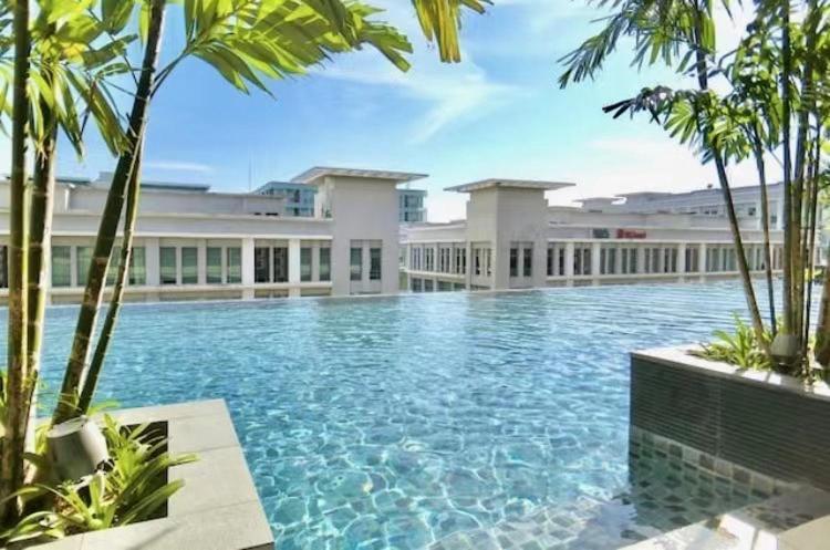 Sunrise Seaview 3 Bedroom Loft D5 Above Imago Shopping Mall 1600 Sqft 商场楼上海景3房 Apartment