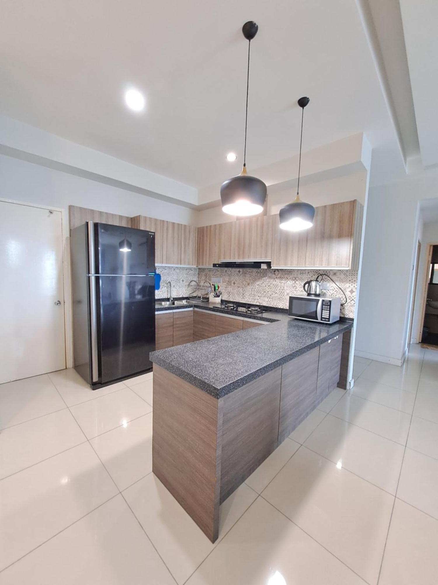 Sunrise Seaview 3 Bedroom Loft D5 Above Imago Shopping Mall 1600 Sqft 商场楼上海景3房