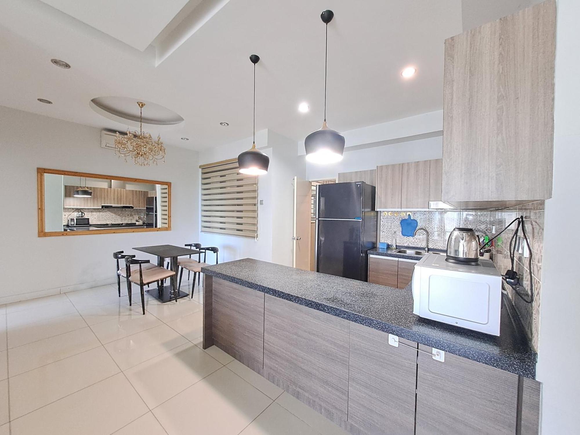 Sunrise Seaview 3 Bedroom Loft D5 Above Imago Shopping Mall 1600 Sqft 商场楼上海景3房 * Kota Kinabalu