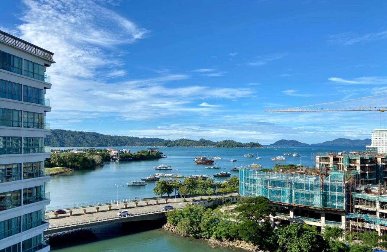 Sunrise Seaview 3 Bedroom Loft D5 Above Imago Shopping Mall 1600 Sqft 商场楼上海景3房